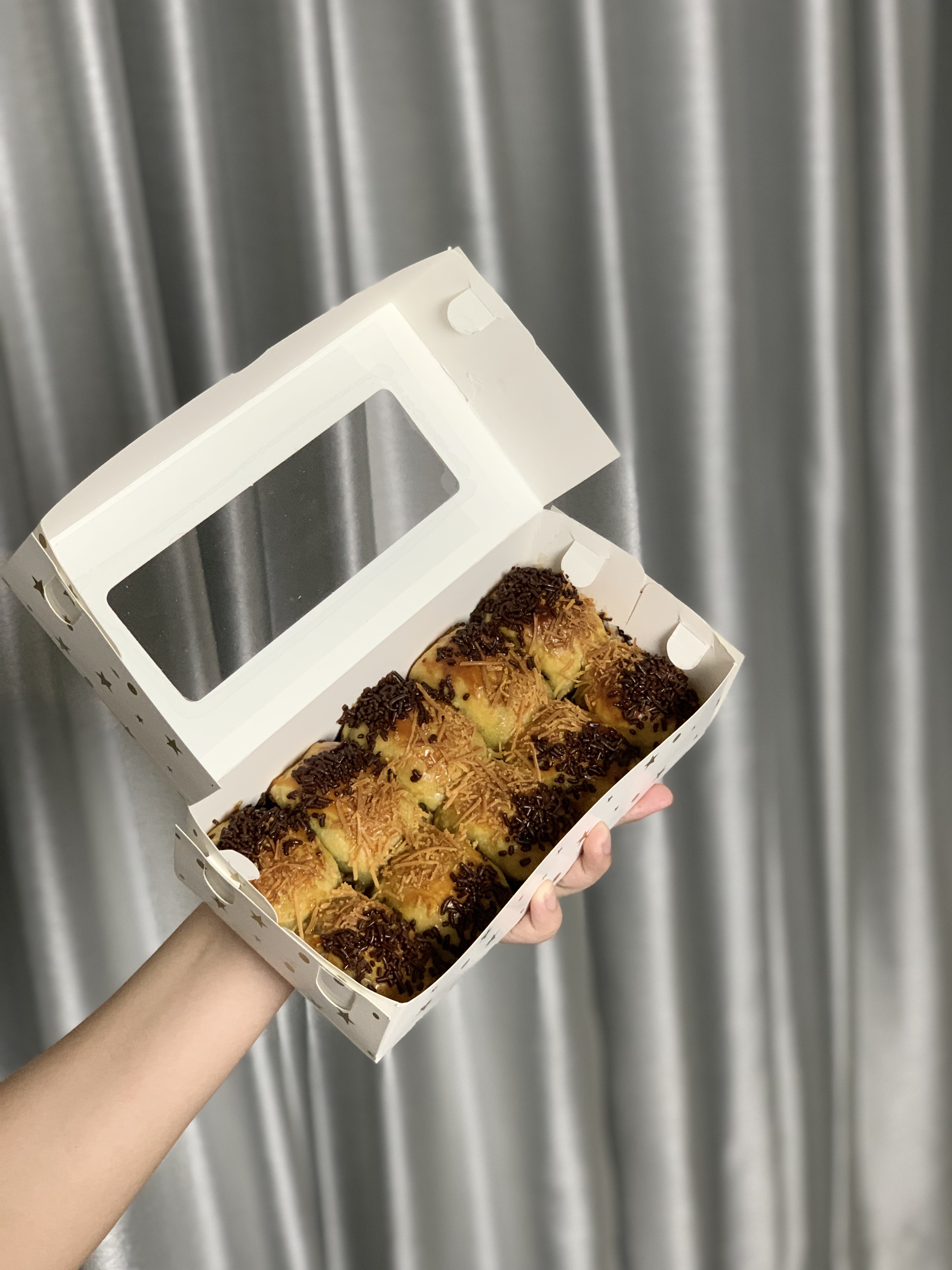 BOLEN Pisang Coklat Keju